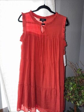 NAIF Sleeveless Tiered Midi Dress in Red-Orange
